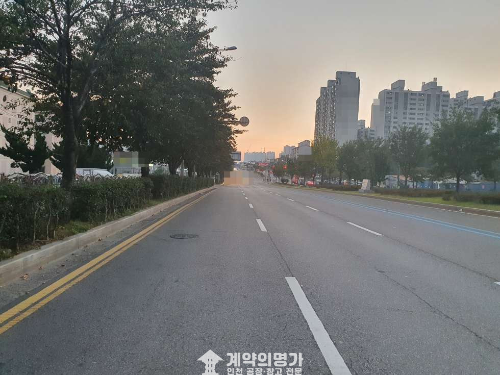 인천 계양구 효성동 효성동 대지288, 1층 42 창고매매, 동력10kw , 주차 12대 , 50m 도로접합, 홍보효과좋음 매매 매물번호 10998 사진 4