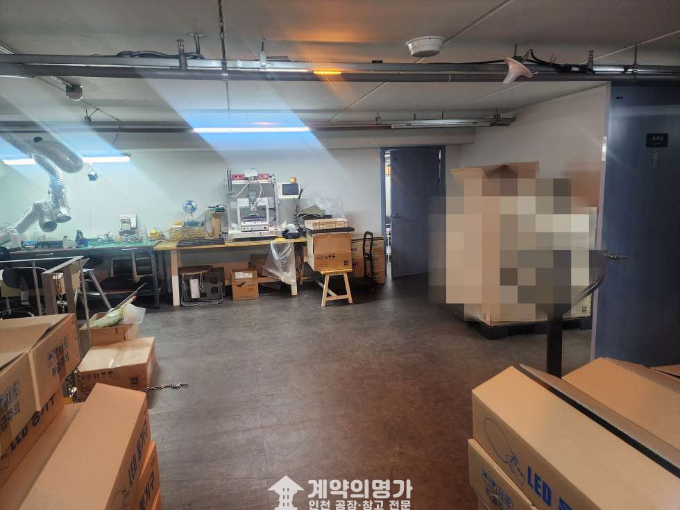 인천 서해구 가좌동 지식산업센터매매, 복층구조, 전용24, 동력30kw, 층고 5m, 주차2대, 가좌 IC 및 가재울역 인근 매매 매물번호 10990 사진 2