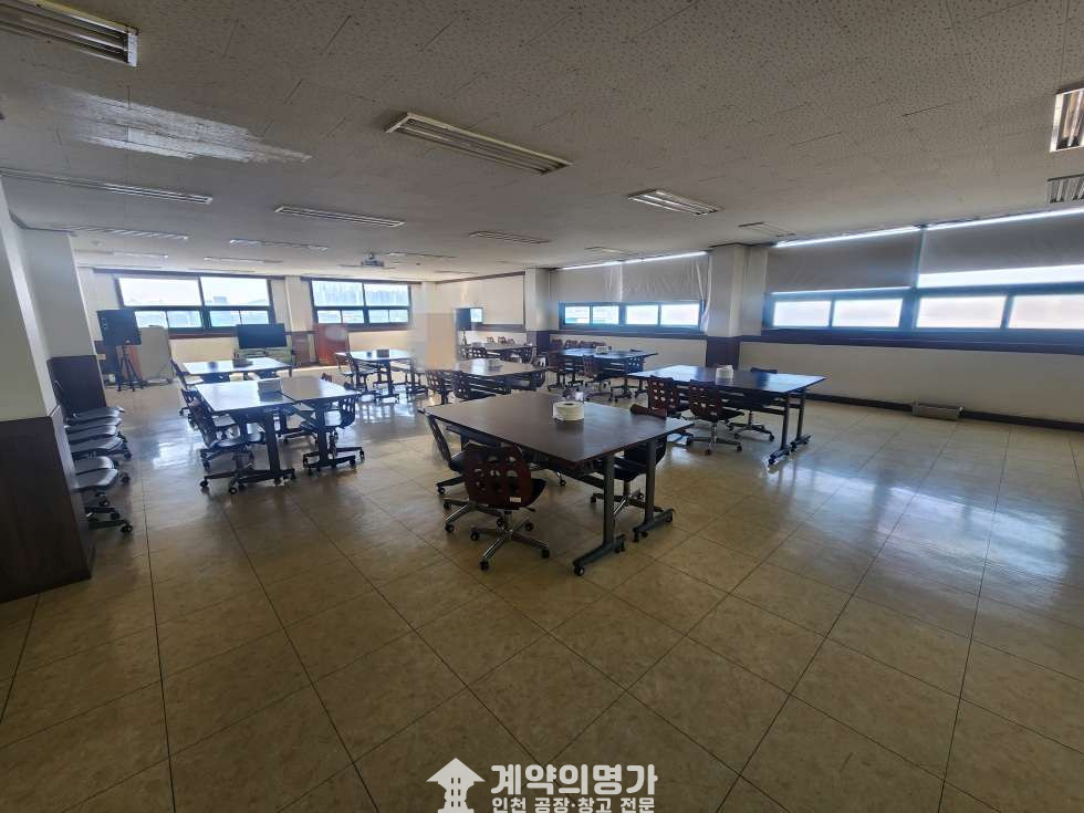 인천 서해구 가좌동 가좌동 단독공장매매, 4층 구조, 토지852, 건물1672, 층고5m, 동력950k, 화물승강기 1.5t 1대, 주차27대, 대형트럭진입가능, 인천가좌역 인근 매매 매물번호 10937 사진 10