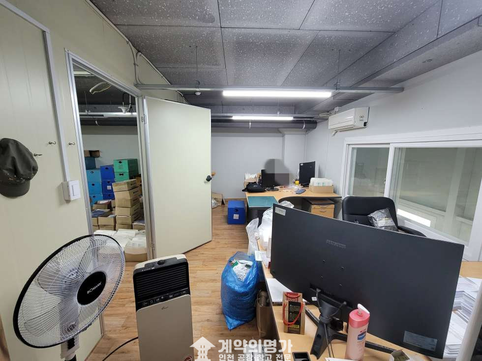 인천 서해구 가좌동 가좌동 지식산업센터 상층부 공장 31 복층 임대, 동력30kw, 층고 5m, 주차2대, 소형트럭진입가능, 가좌IC 및 백범로인근 월세 매물번호 10731 사진 4