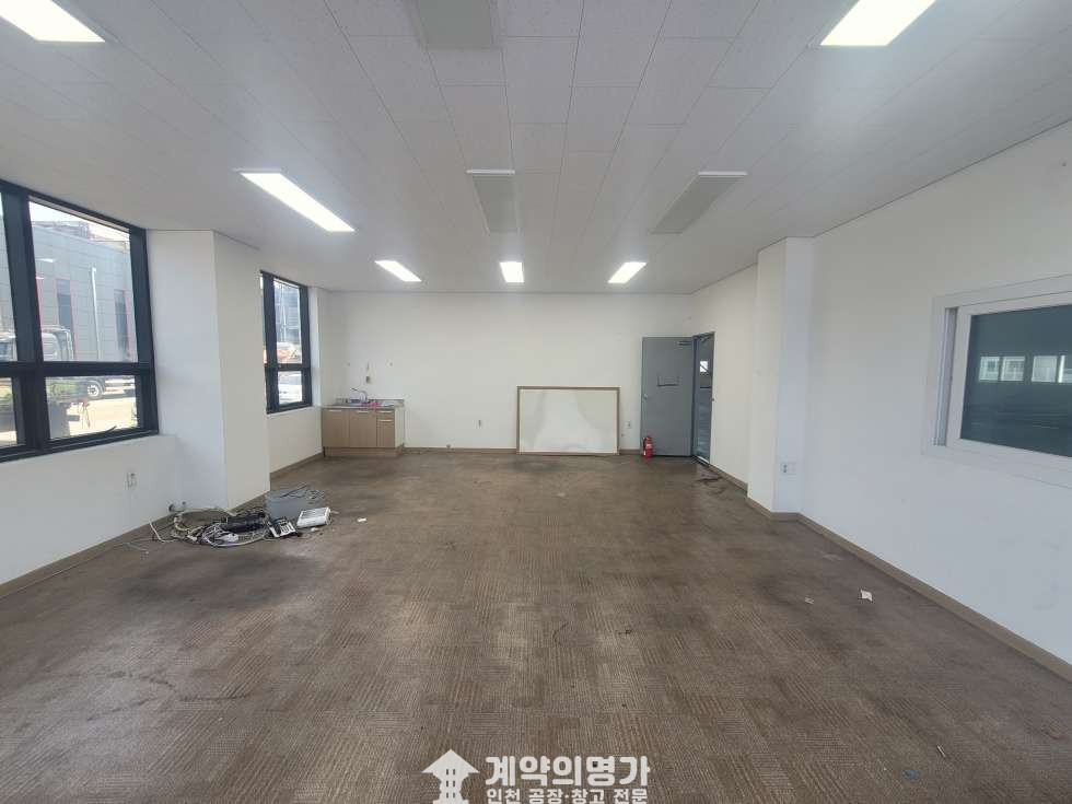 인천 서해구 원창동 원창동 대지 넓은 단독창고매매,건물175,토지650,동력20Kw, 층고10m, 호이스트5t 2대, 주차10대, 트레일러 진입가능, 북항로 인근 매매 매물번호 10825 사진 14