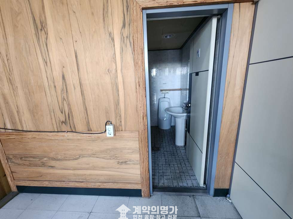 인천 제물포구 송림동 송림동 단독창고매매, 큰대로변앞, 건물188, 토지207, 동력3Kw, 층고9m, 주차6대, 대형트럭 진입가능 매매 매물번호 10938 사진 9