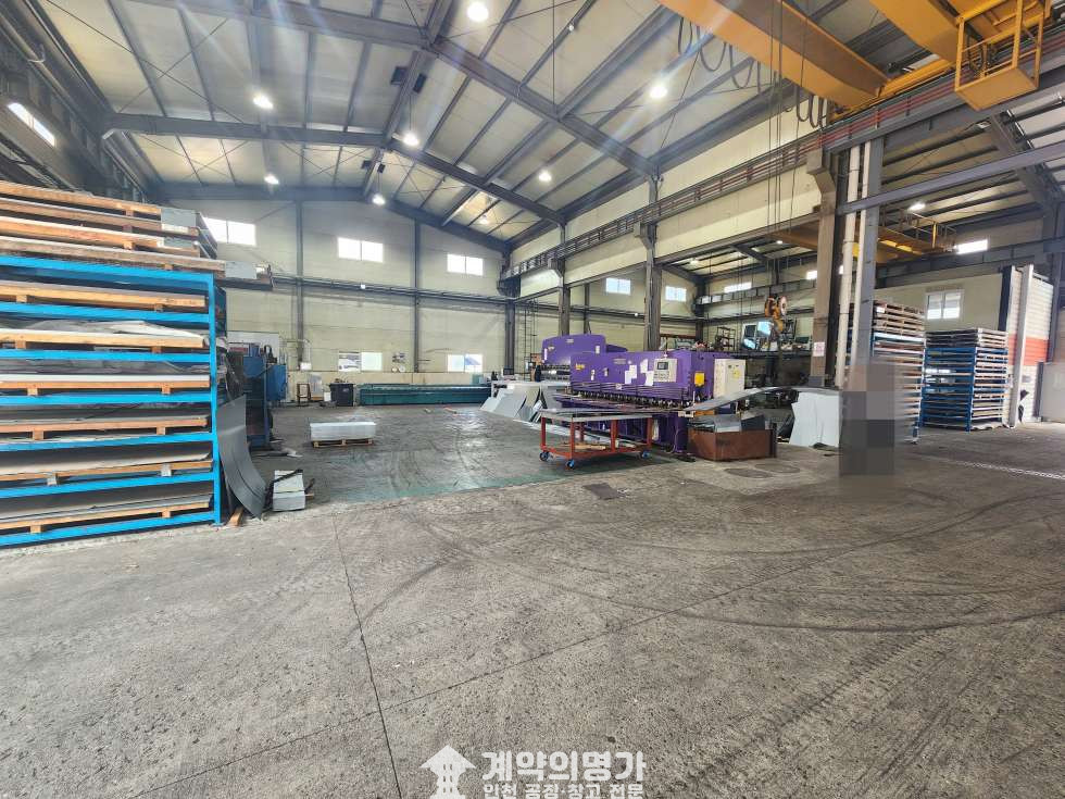 인천 서해구 석남동 석남동 공장임대, 1층150, 층고9m, 동력100kw, 호이스트 5t 2대, 주차3대, 봉수대로 인근 월세 매물번호 10960 사진 1