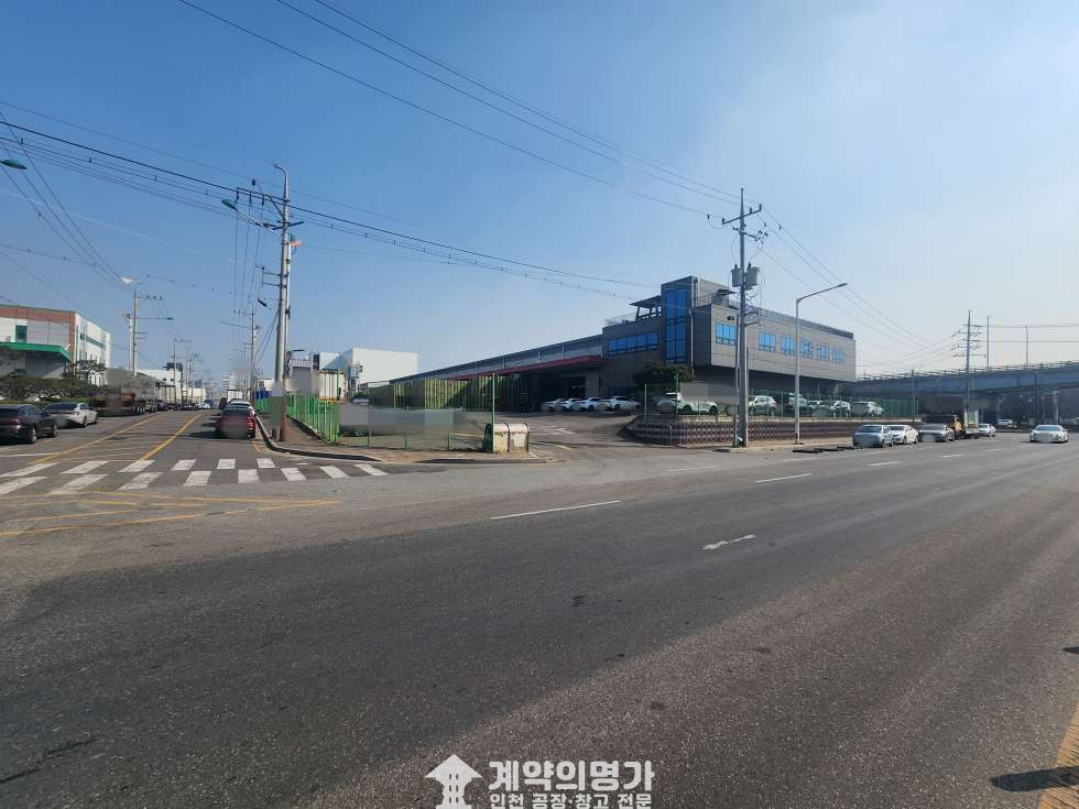 인천 서해구 석남동 석남동 단독코너창고임대, 토지2418, 연면적1246, 층고10m, 동력140kw, 주차13대, 츄레라 진입가능, 중봉대로위치 월세 매물번호 10926 사진 1
